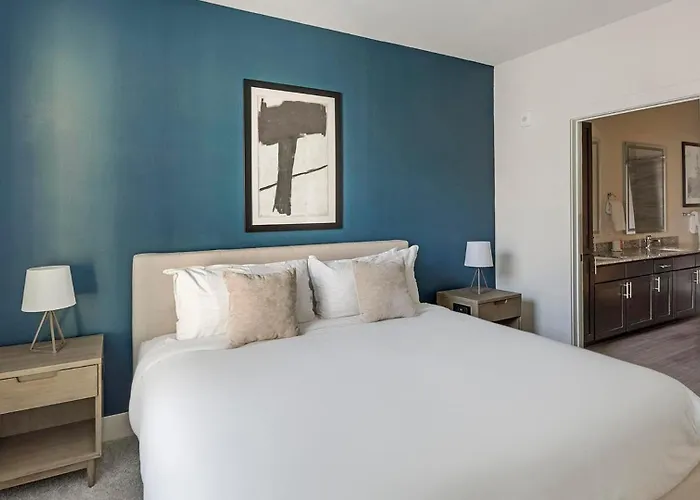 Apartment Landing Stunning 1bd Clubhouse Yoga